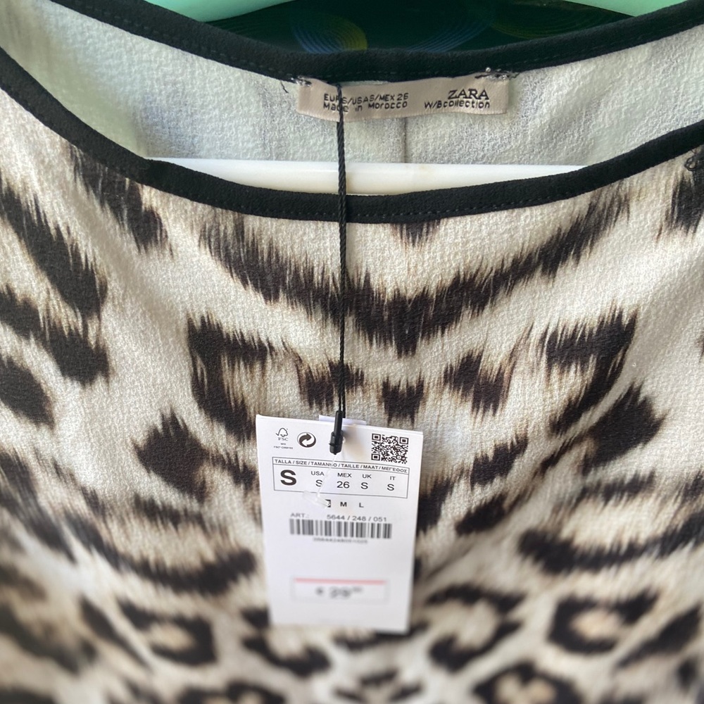 Zara blouse - Picture 2 of 3